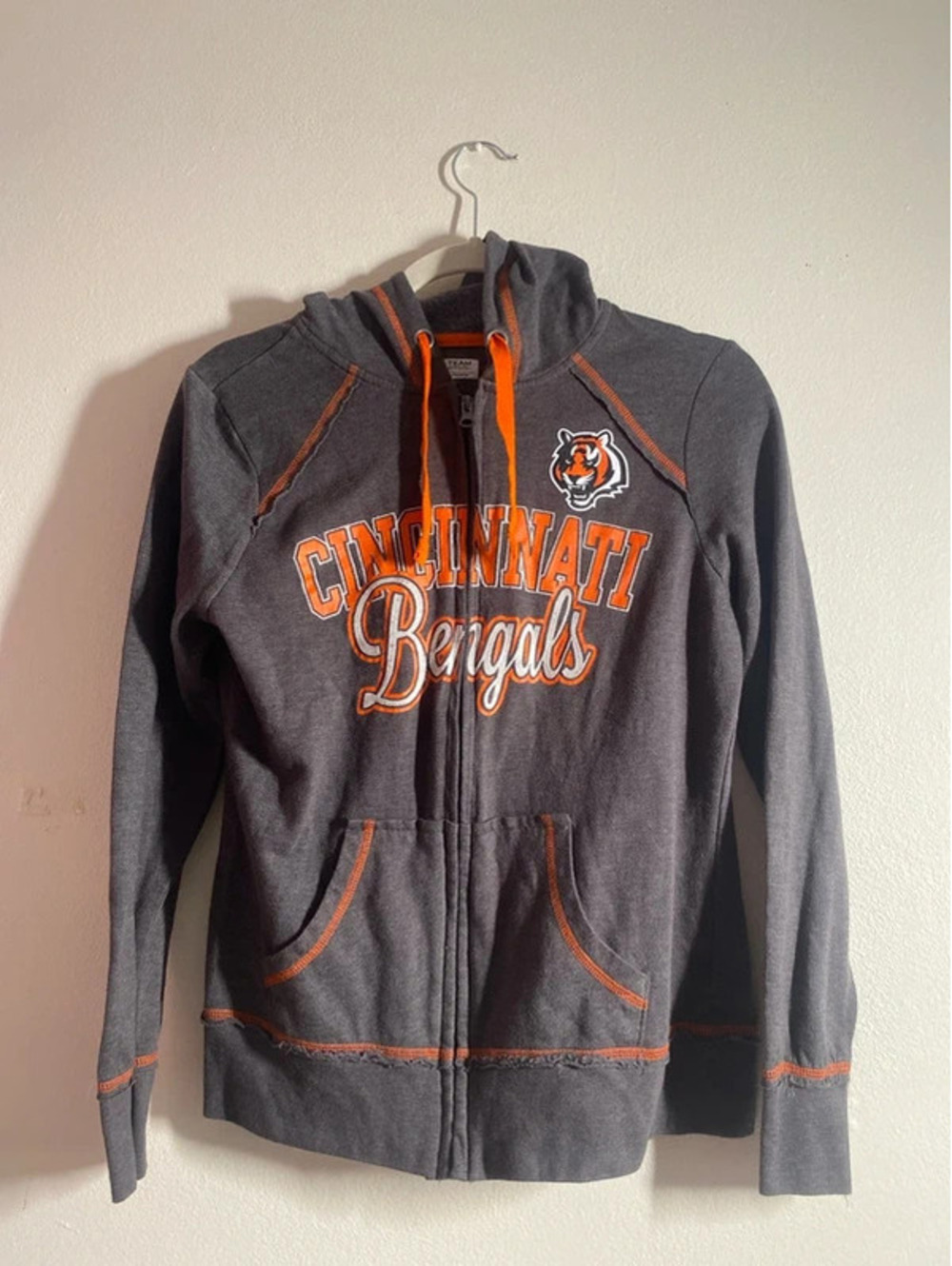 NFL Team Apparel Cincinnati Bengals jacket - women’s small
